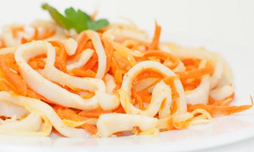 Ароматные остренькие маринованные кальмары. Закуска на все случаи жизни