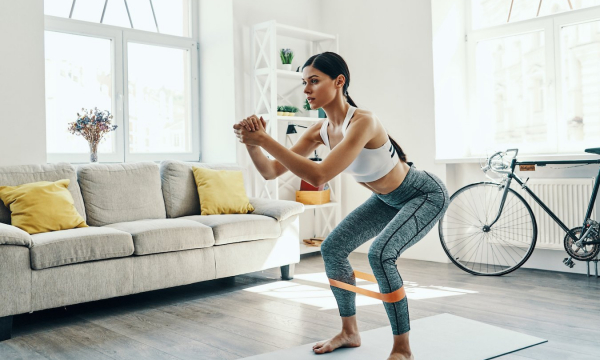 Тренер раскрыл, какие приседания помогают похудеть